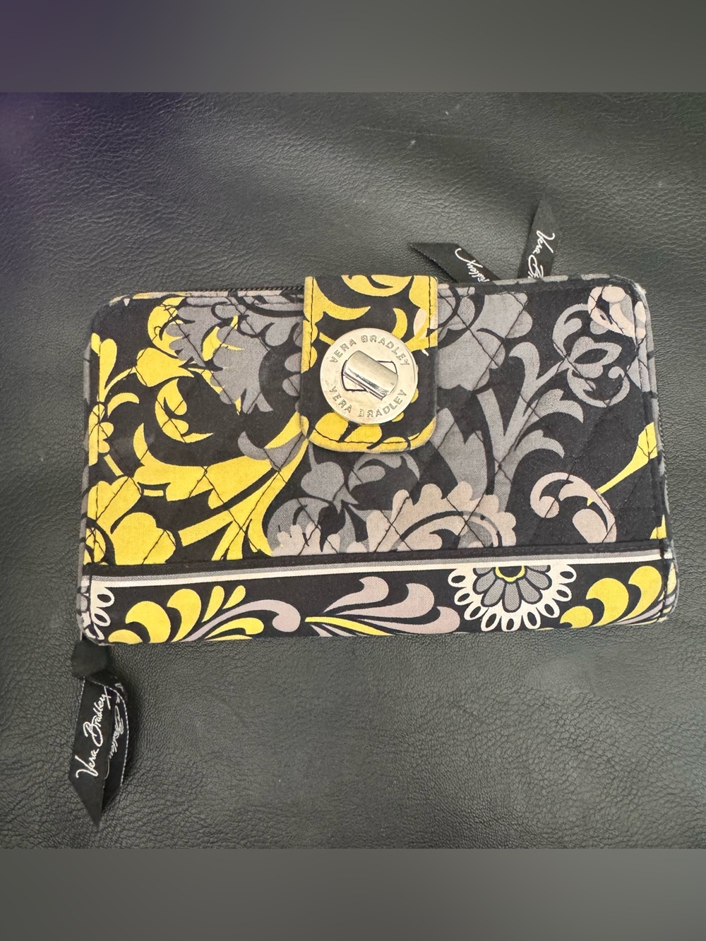 Vera Bradley Turn Lock Wallet Baroque Pattern (Retired) Gray White Zipper